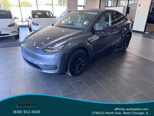 2023 Tesla Model Y Long Range