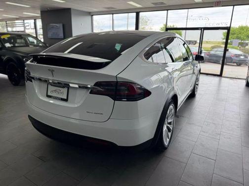 2019 Tesla Model X Long Range