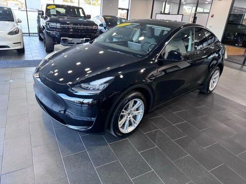 2022 Tesla Model Y Long Range