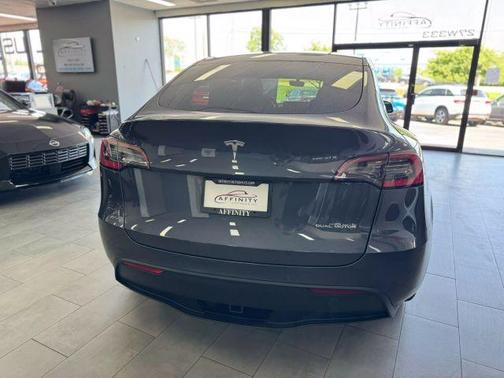 2020 Tesla Model Y Long Range