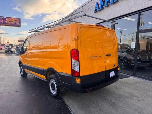 2018 Ford Transit-250 Base