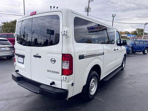 2020 Nissan NV Passenger NV3500 HD S V6/S V8