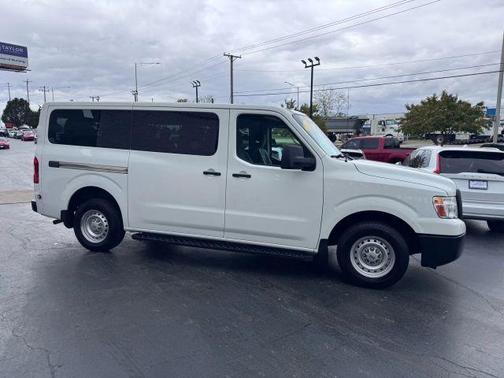 2020 Nissan NV Passenger NV3500 HD S V6/S V8