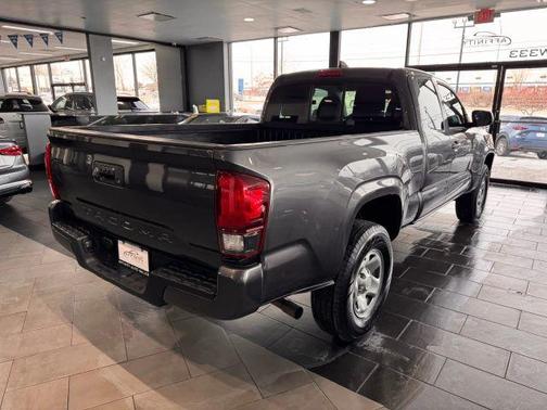 2018 Toyota Tacoma SR