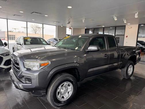 2018 Toyota Tacoma SR