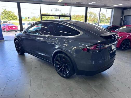2019 Tesla Model X Long Range