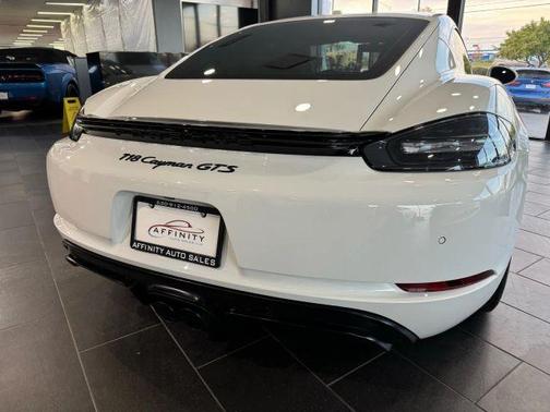 2018 Porsche 718 Cayman GTS