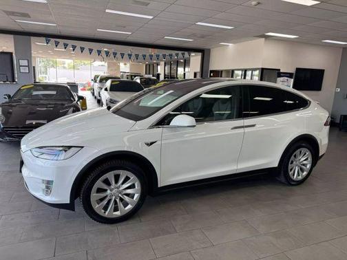 2020 Tesla Model X Long Range
