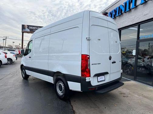 2023 Mercedes-Benz Sprinter 2500 ROOF W/144 WB