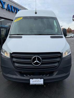 2023 Mercedes-Benz Sprinter 2500 ROOF W/144 WB