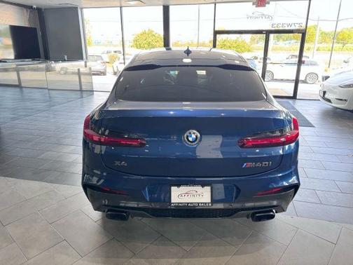 2019 BMW X4 M40i