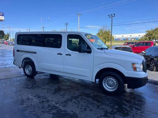 2018 Nissan NV Passenger NV3500 HD S V6/S V8