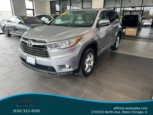 Silver 2016 Toyota Highlander Limited