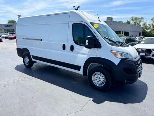White 2026 RAM ProMaster 2500 High Roof