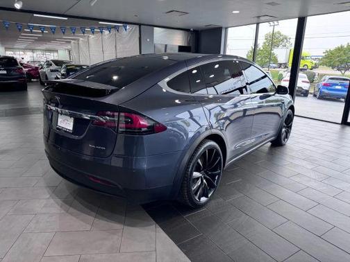 2020 Tesla Model X Long Range