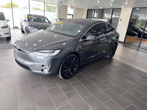 2020 Tesla Model X Long Range