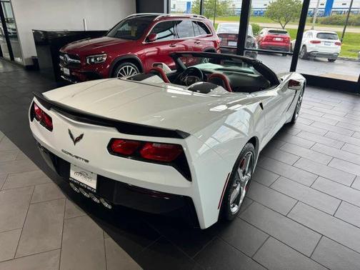 White 2015 Chevrolet Corvette Stingray