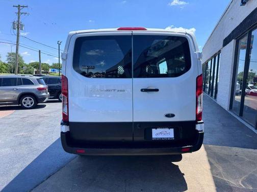 2023 Ford Transit-250 LOW ROOF W/RWB