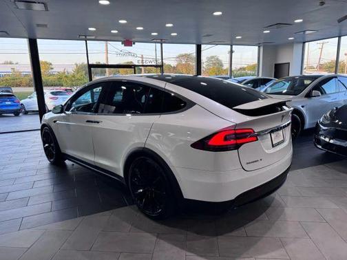 2017 Tesla Model X 90D
