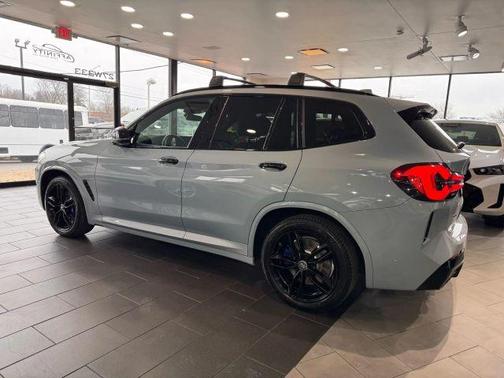 2023 BMW X3 M40i