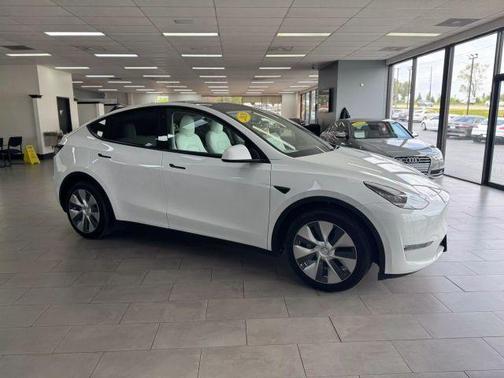 2020 Tesla Model Y Long Range