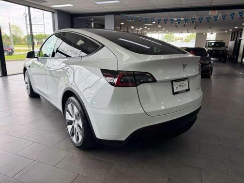 2020 Tesla Model Y Long Range