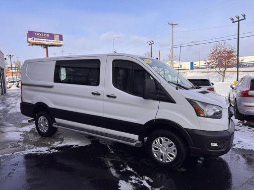 2024 Ford Transit-250 LOW ROOF W/RWB