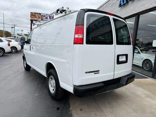 2016 Chevrolet Express 2500 Work Van