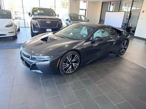 2015 BMW i8 Base