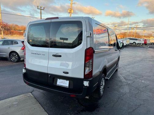 2024 Ford Transit-250 LOW ROOF W/RWB