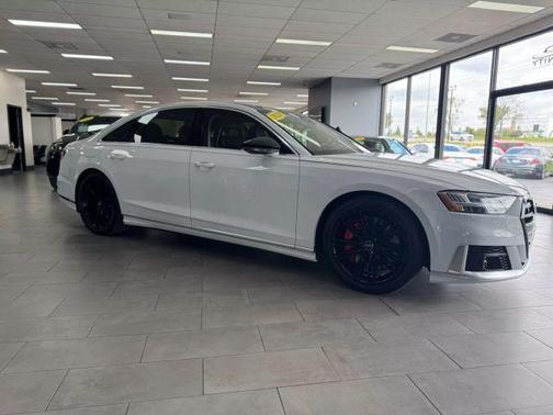 2020 Audi S8 4.0T quattro
