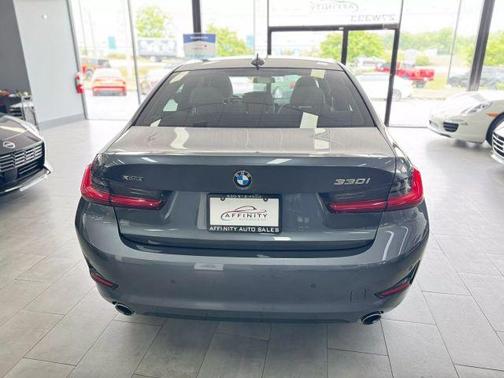 2020 BMW 330 i xDrive
