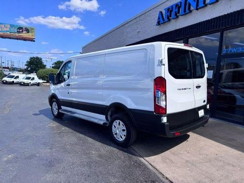 2023 Ford Transit-250 LOW ROOF W/RWB