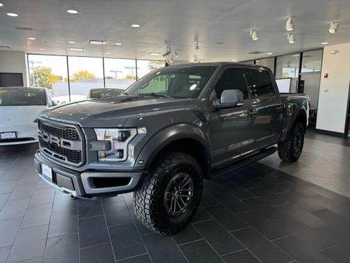 2020 Ford F-150 Raptor