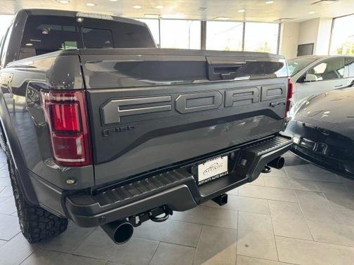 2020 Ford F-150 Raptor
