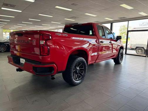 2020 Chevrolet Silverado 1500 Custom