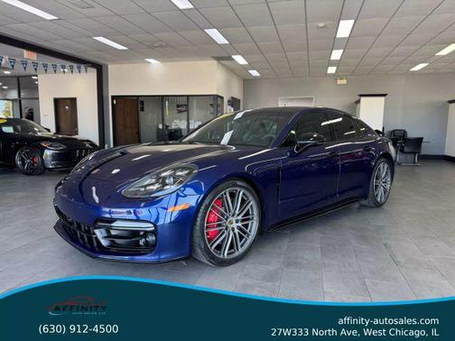 2020 Porsche Panamera GTS