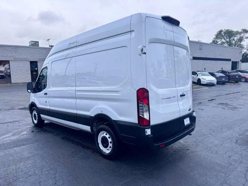 2021 Ford Transit-250 Base