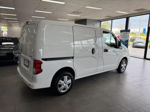2021 Nissan NV200 SV