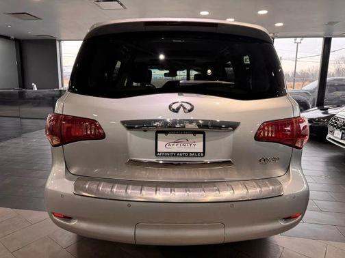 2016 INFINITI QX80 Base