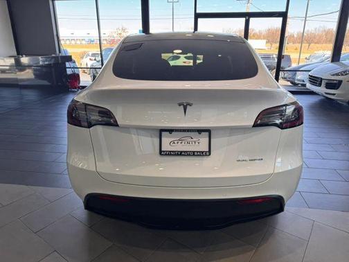 White 2020 Tesla Model Y Long Range