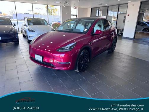 2025 Tesla Model Y Long Range