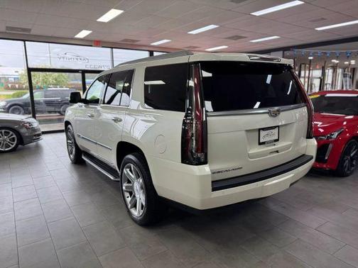 2015 Cadillac Escalade Luxury