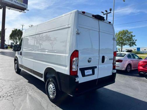 White 2026 RAM ProMaster 2500 High Roof