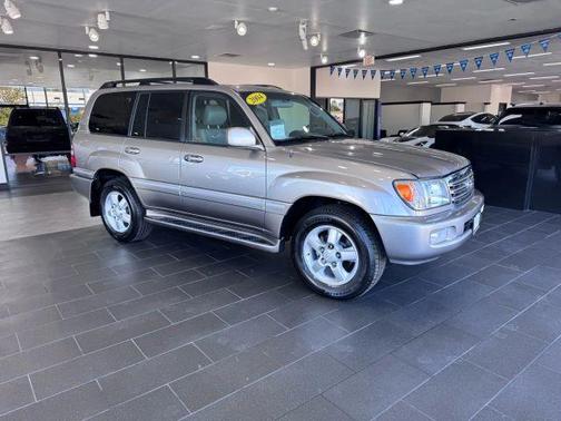 2004 Toyota Land Cruiser