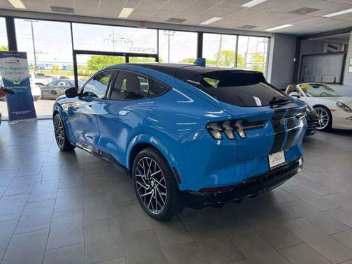 2021 Ford Mustang Mach-E GT