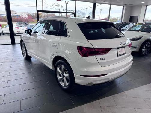 2021 Audi Q3 40 Premium