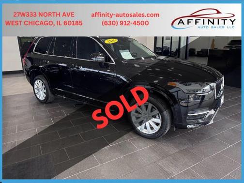 2016 Volvo XC90 T6 Momentum