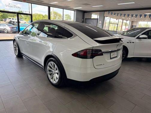 2017 Tesla Model X 90D