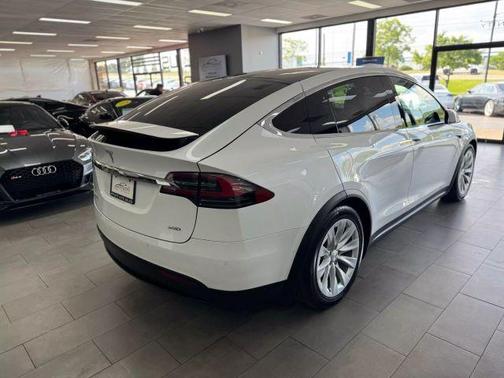 2017 Tesla Model X 90D